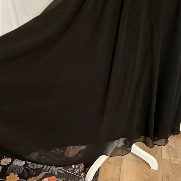 Vintage Laurence Kazar Women's Black and Silver Beaded Sequined Flowy
Dress - Picture 4 of 12